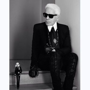 Karl Lagerfeld diventa una Barbie